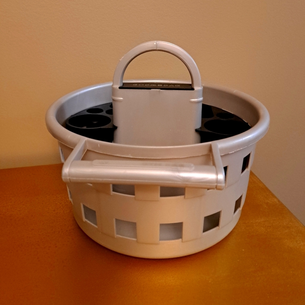 Cosmepak shower caddy